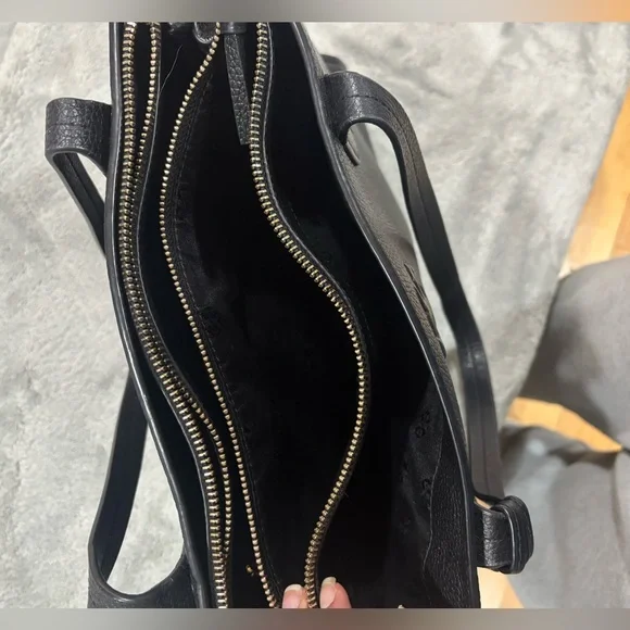 Tory Burch Black Leather Tote Bag - Picture 2 of 8